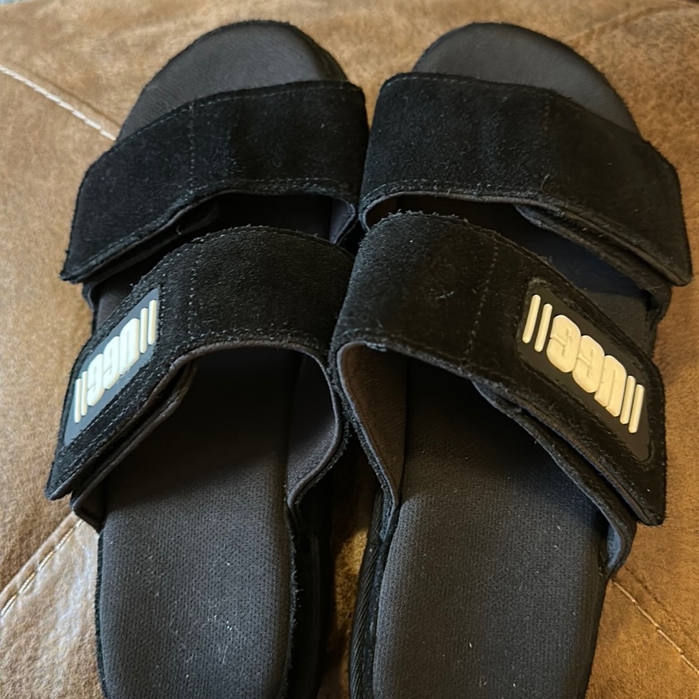 Uggs Slides - image 1